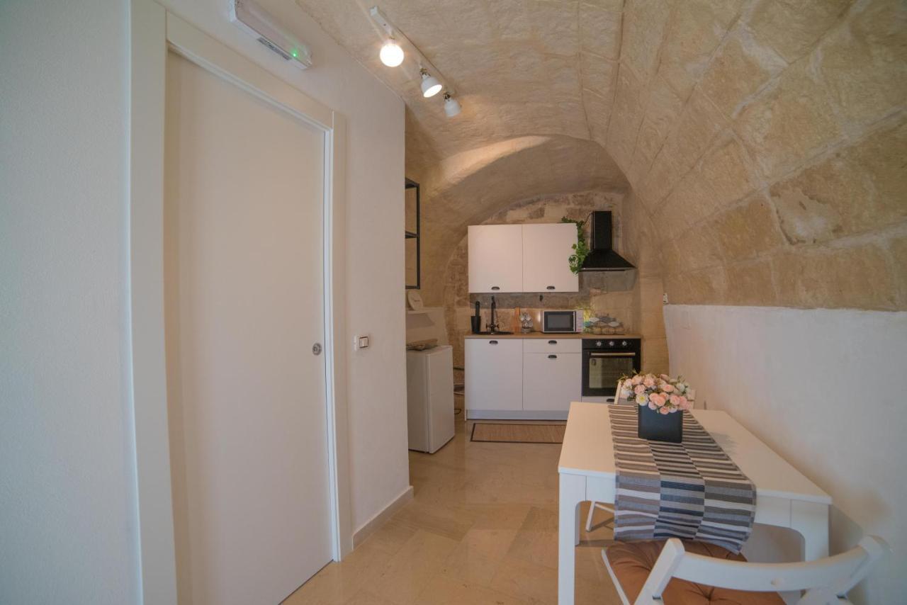 A Due Passi Dal Mare Hotel Trani Eksteriør billede